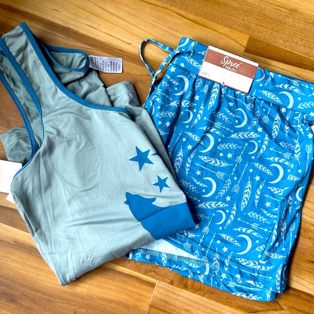 🌙Stay Wild Wolf Moon Tank & Short Set Super Soft NWT Fits Like Women’s XS